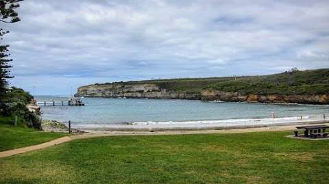 Photo: Port Campbell Foreshore